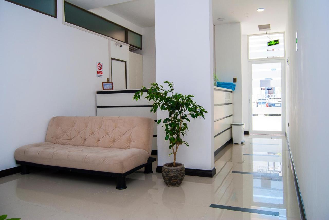 Hostal Lecher Iquique Bagian luar foto